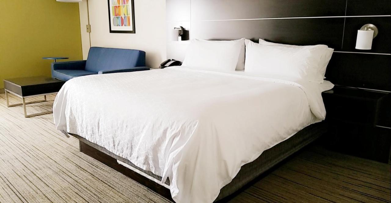 Holiday Inn Express & Suites Troy By Ihg Quarto foto