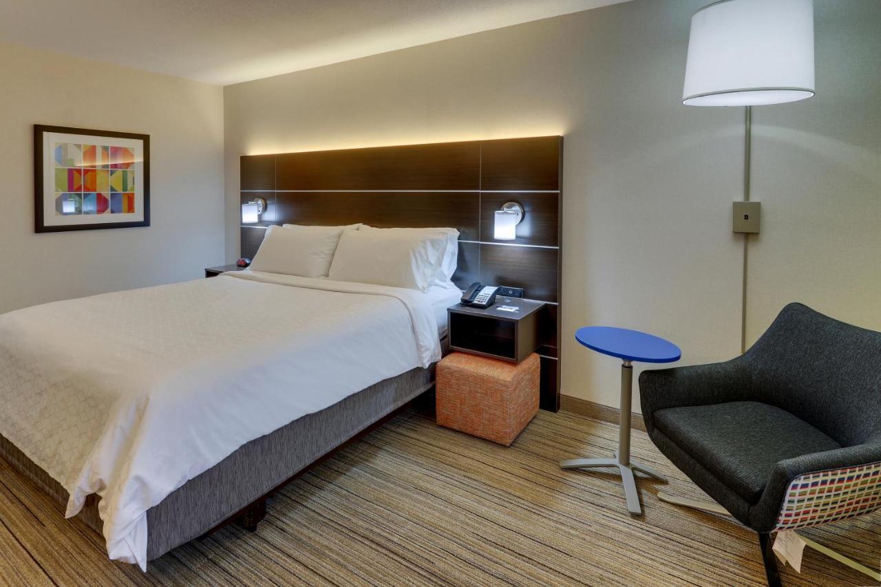 Holiday Inn Express & Suites Troy By Ihg Exterior foto